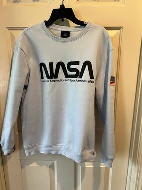 H&M Light Blue NASA Logo Crewneck Sweatshirt
